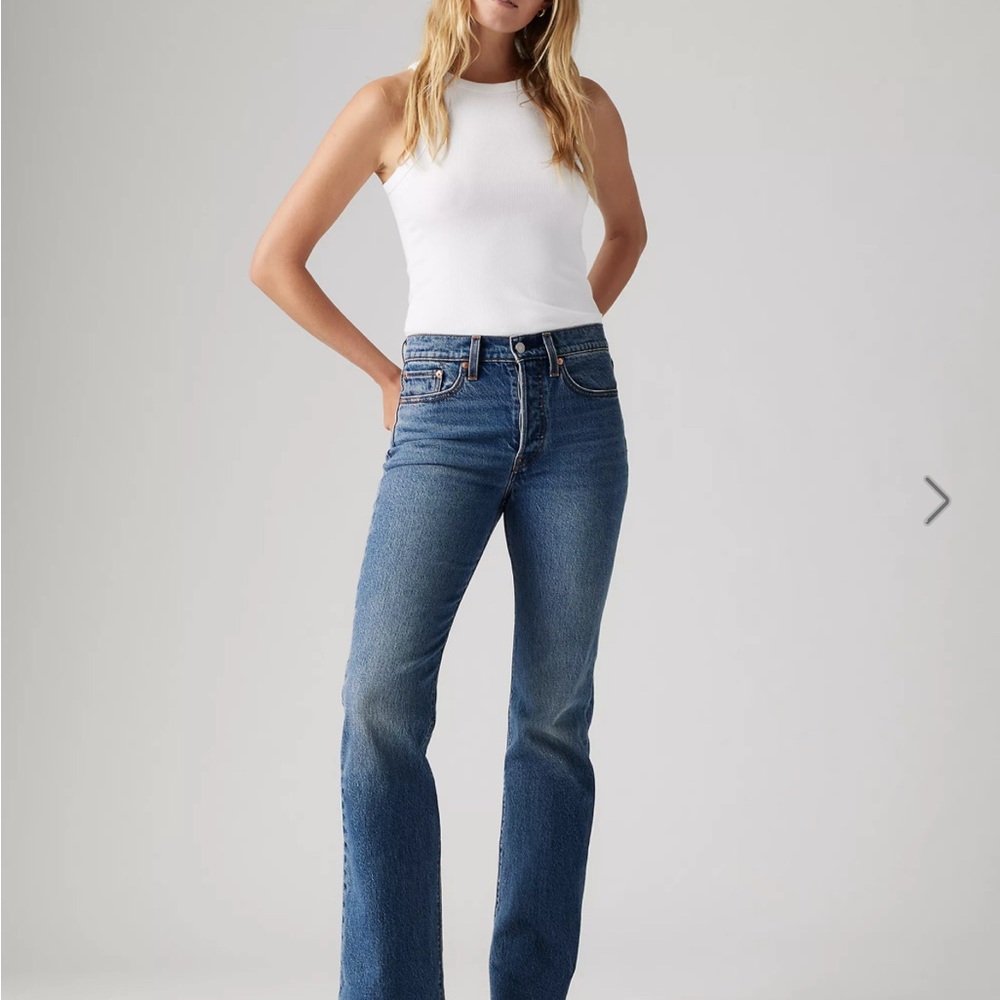 Levi’s Wedgie bootcut jeans. Size 29, 32 inch length